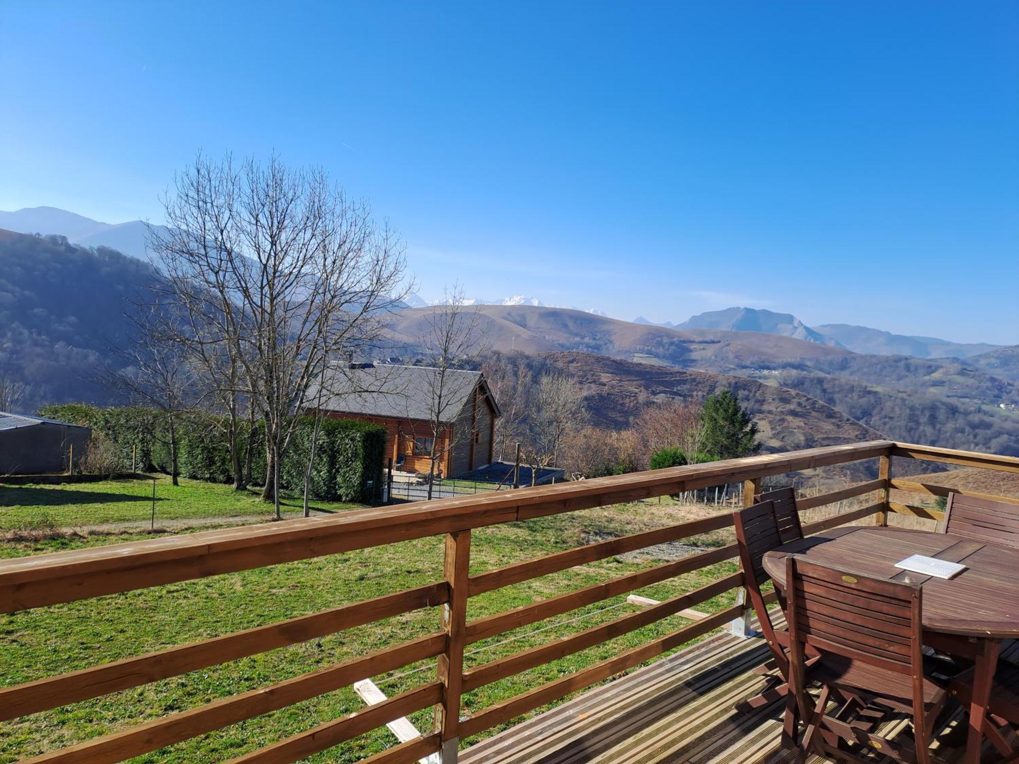 Chalet Dans Les Hautes- Pyrenees Entre Lourdes Et Bagneres Calme Et Vue Magnifique Arrodets-ez-Angles Exterior photo