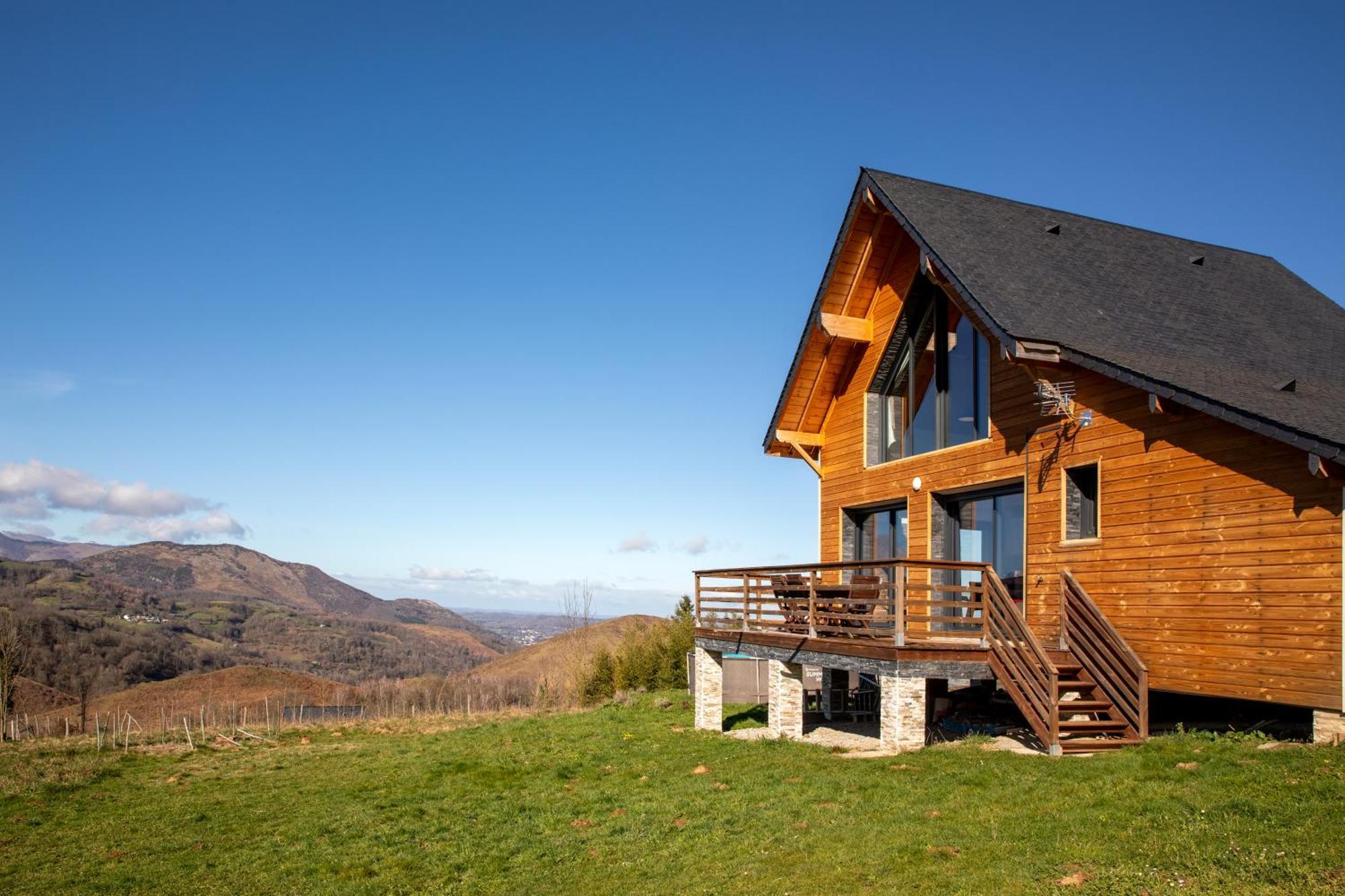 Chalet Dans Les Hautes- Pyrenees Entre Lourdes Et Bagneres Calme Et Vue Magnifique Arrodets-ez-Angles Exterior photo